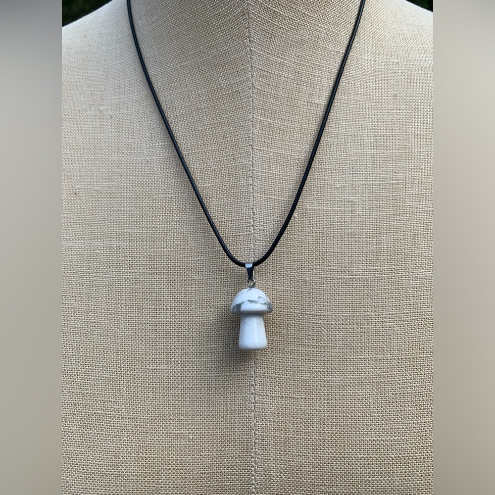 Handmade Genuine Stone Mushroom Amulet Necklace - Picture 13 of 14